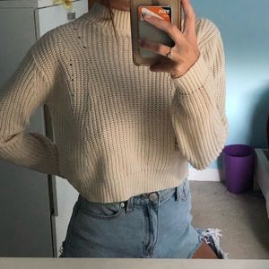 Kendall & Kylie sweater